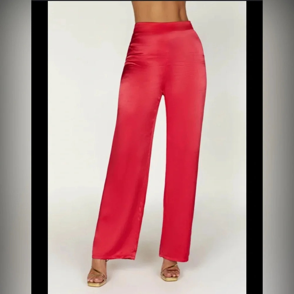 St. John Liquid Satin Pant coral sz 12